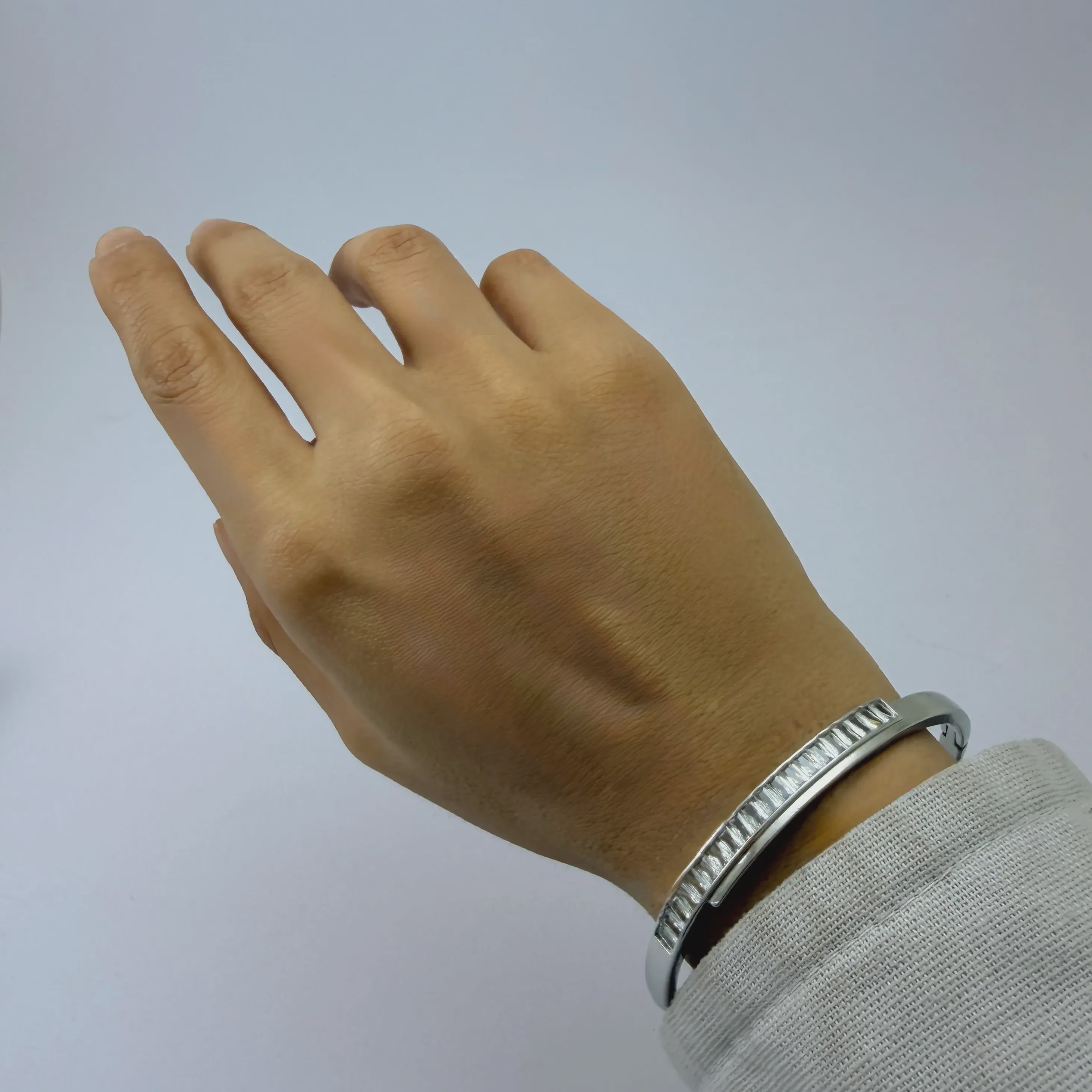 بنگل نقره ای استیل BA00136