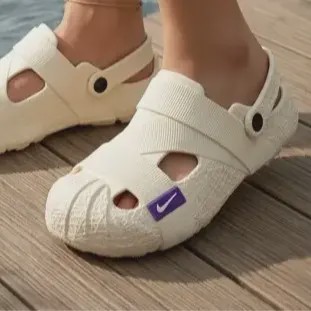 کراکس دمپایی ساحلی زنانه طرح نایک Nike آران رنک سفید شیری