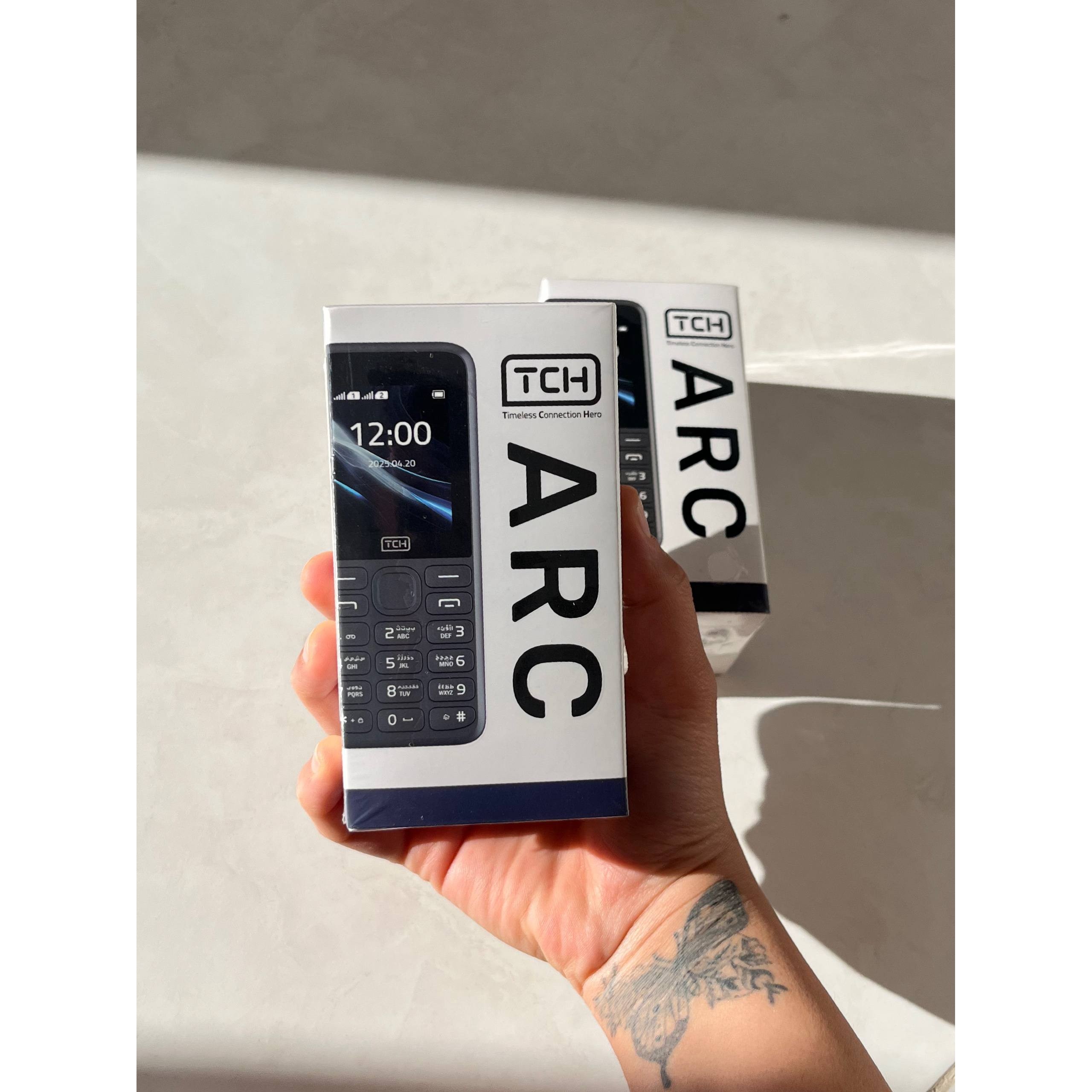 گوشی موبایل تی سی اچ مدل ARC دو سیم کارت