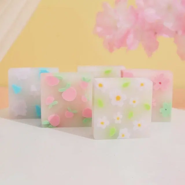پاکن ژله ای مغزدار چهارفصل برند TOCHAIN