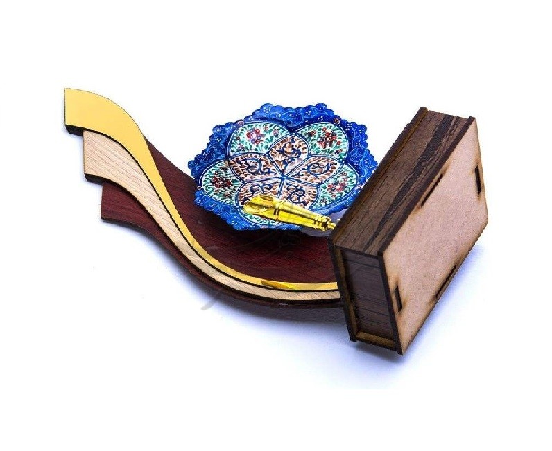 تندیس جاقلمی معلم بشقاب