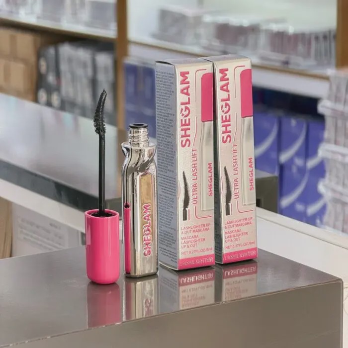 ریمل شیگلم حجم دهنده و لیفت کننده مژه مدل Lashlighter Up Out