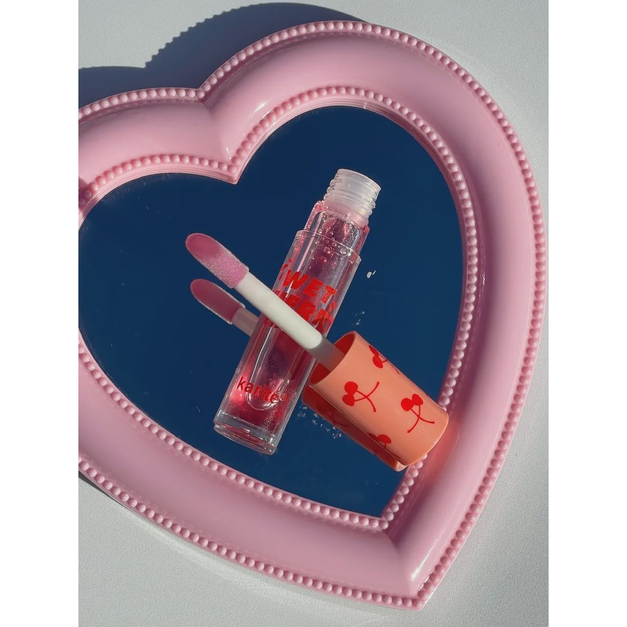 لیپ گلاس velvet cherry کاریته