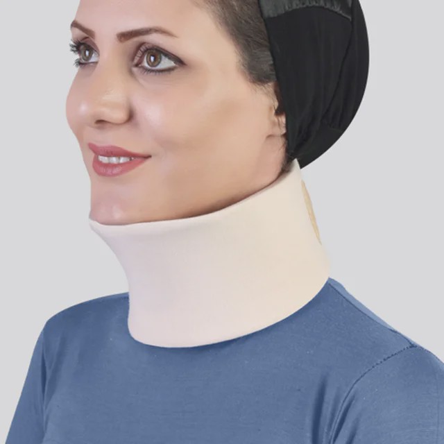 گردنبند طبی چانه دار