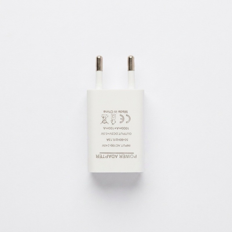 شارژر دیواری 5 وات مدل TAK