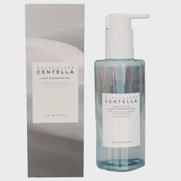 شوینده روغنی ملایم هیالو سیکا ماداگاسکار سنتلا اسکین Centella Light Cleansing Oil Hyalu Cica