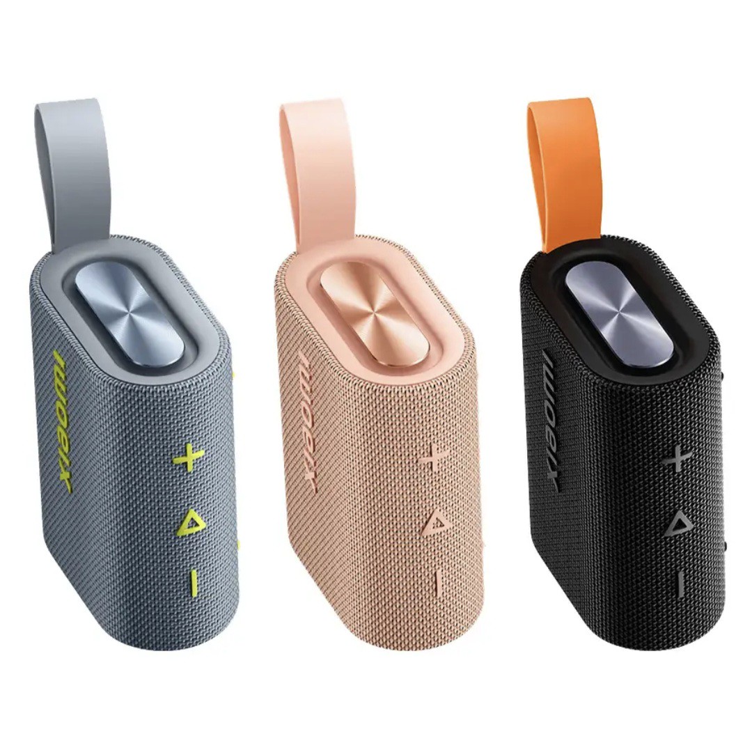 اسپیکر بلوتوثی قابل حمل شیائومی مدل Sound Pocket، با توان خروجی 5 وات و نسبت سیگنال به نویز 70 دسی بل