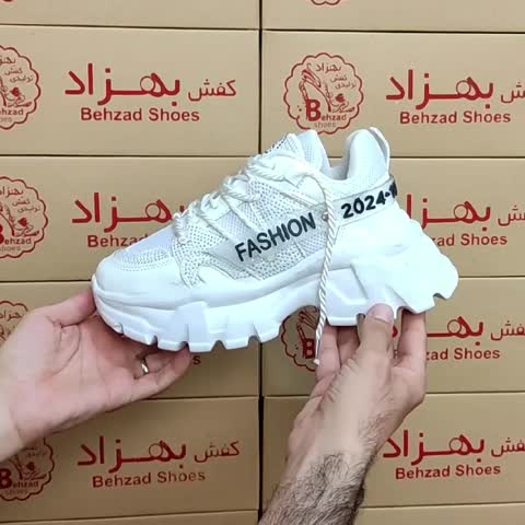 کفش فشیون لژ دار زنانه دخترانه رنگ سفید سایز 37 تا 40 زیره پیو لژ 6 سانتی رویه راشل و چرم صنعتی سبک راحت کیفیت عالی 