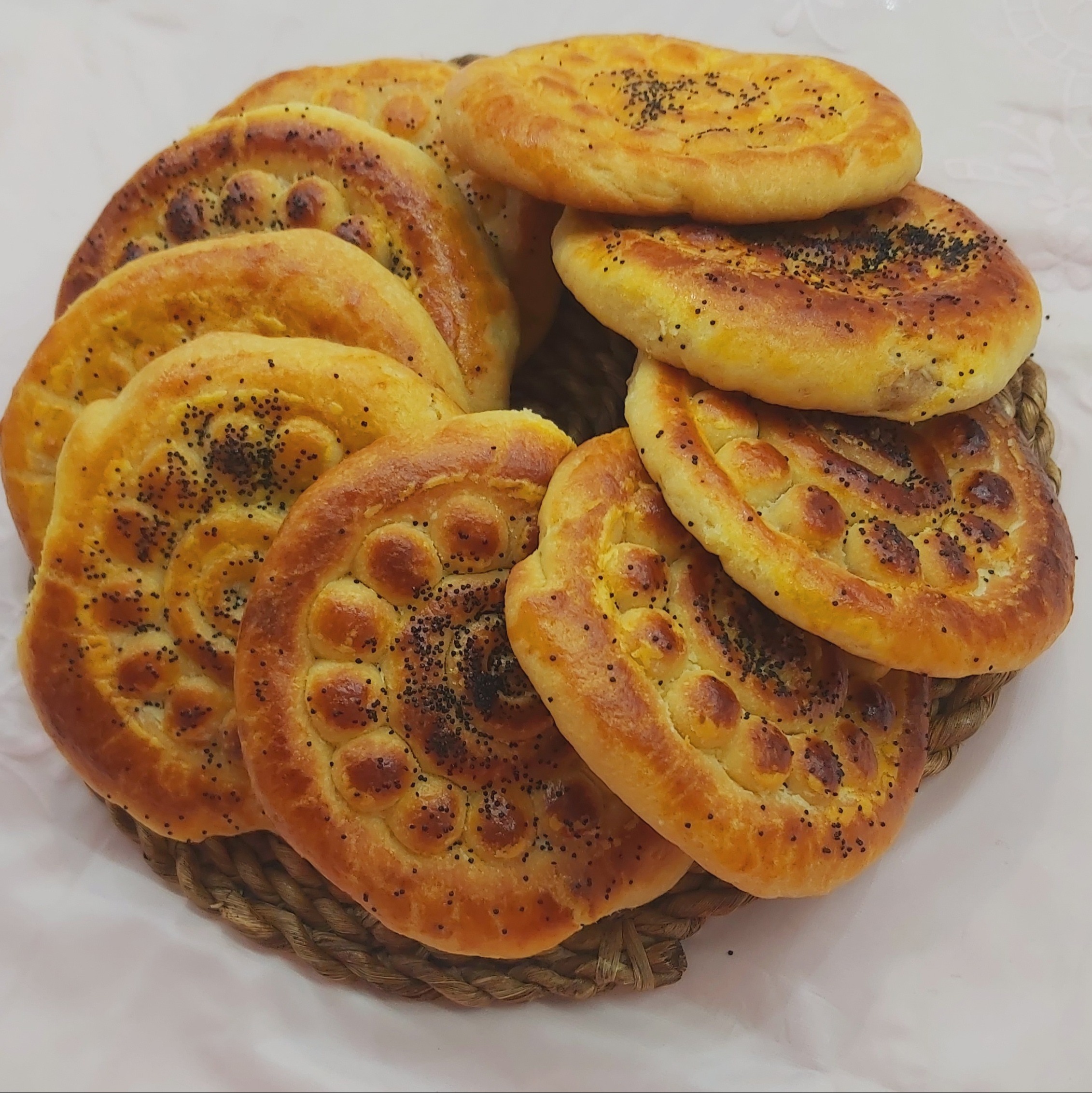 کلوچه فومن مغزدار خانگی