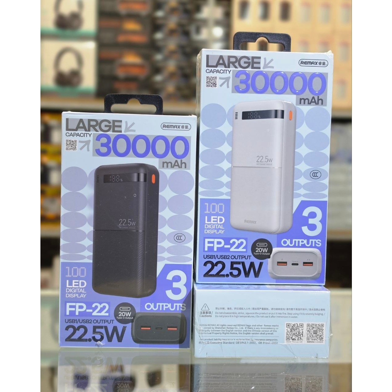 پاوربانک 22.5 وات ریمکس مدل FP-22 ظرفیت 30000 میلی امپر فست
