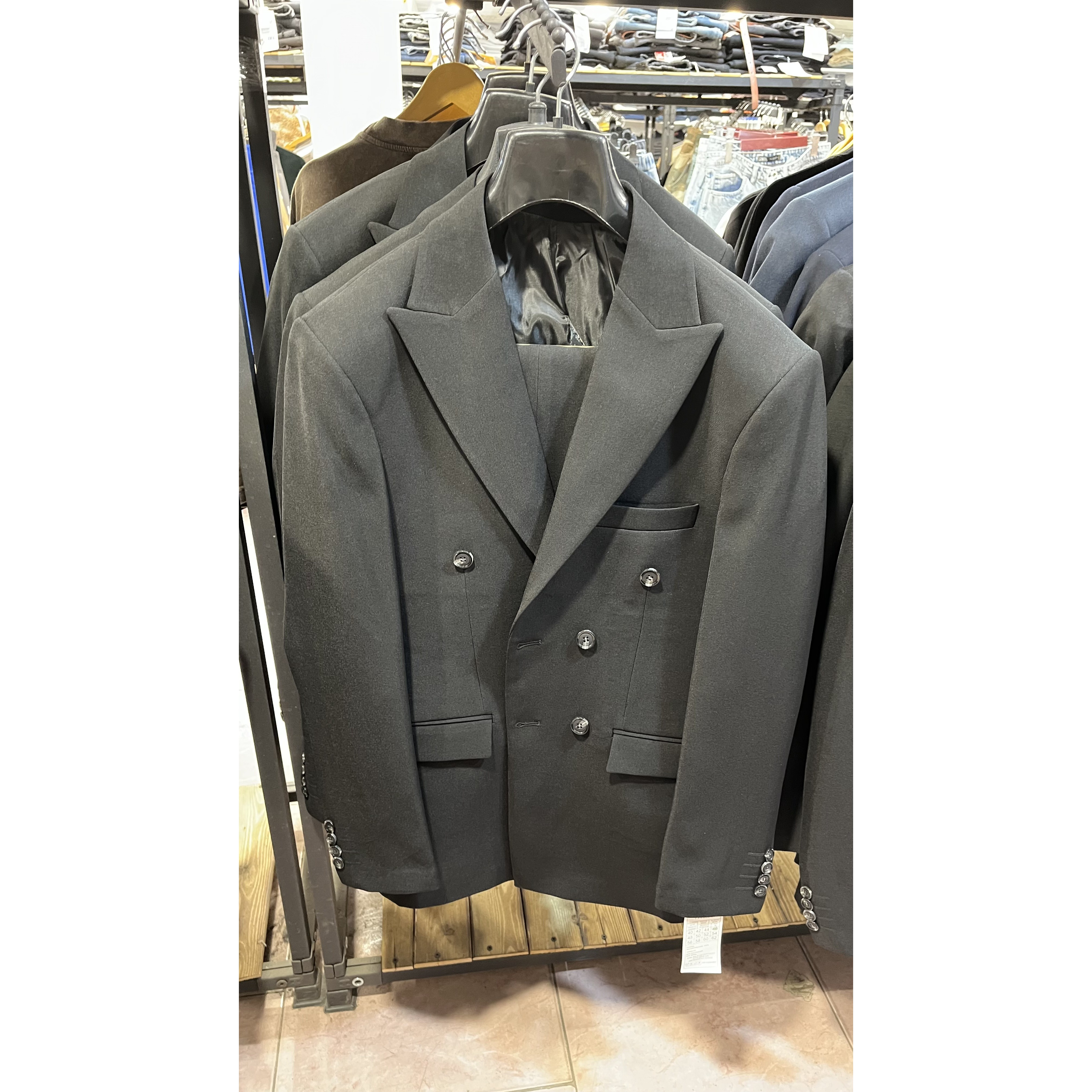 کت شلوار مردانه رنگ مشکی شش دکمه دبل برست برند massimo dutti