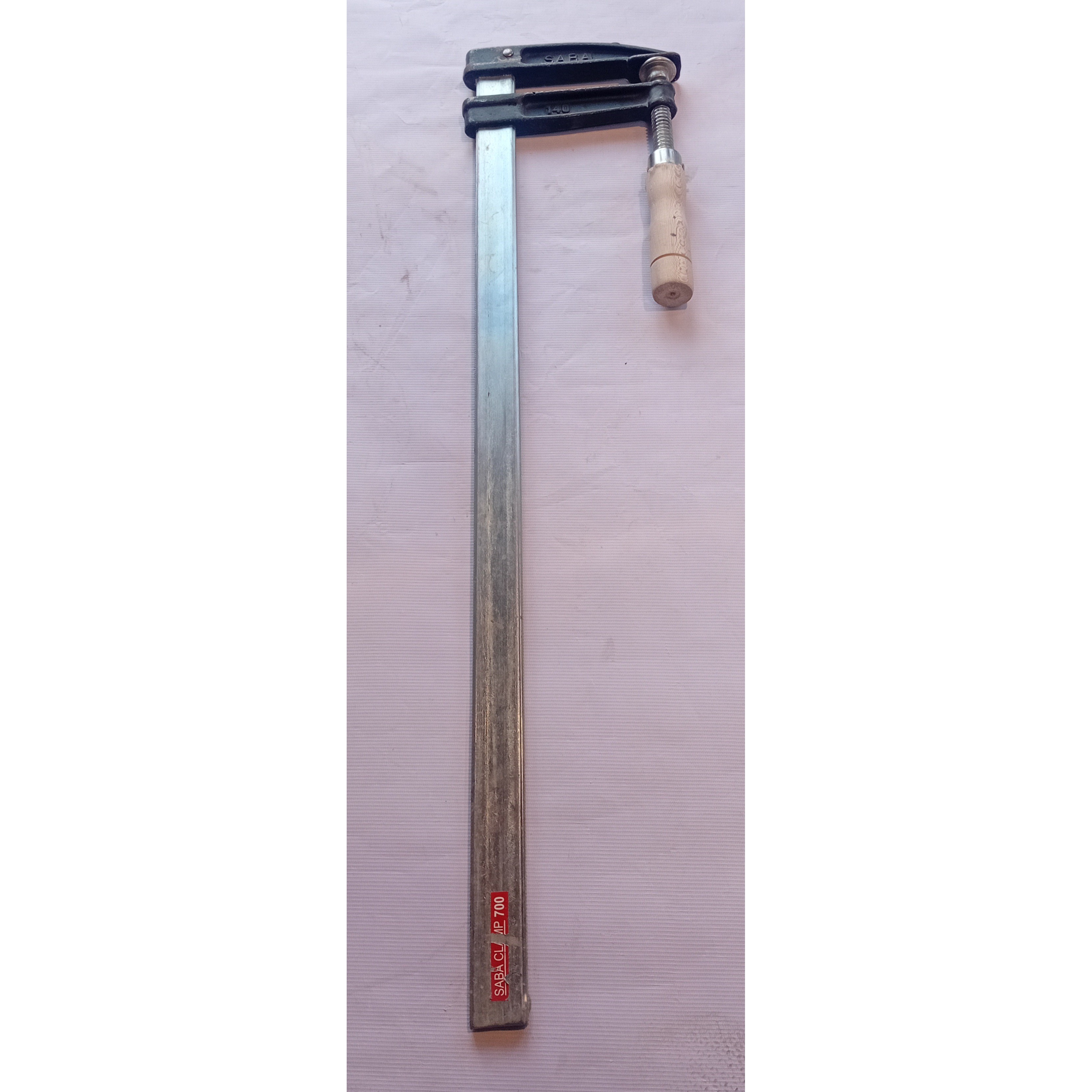 پیچ دستی (گیره تنگ دستی ) سایز 14 طول 70 سانت برند صبا