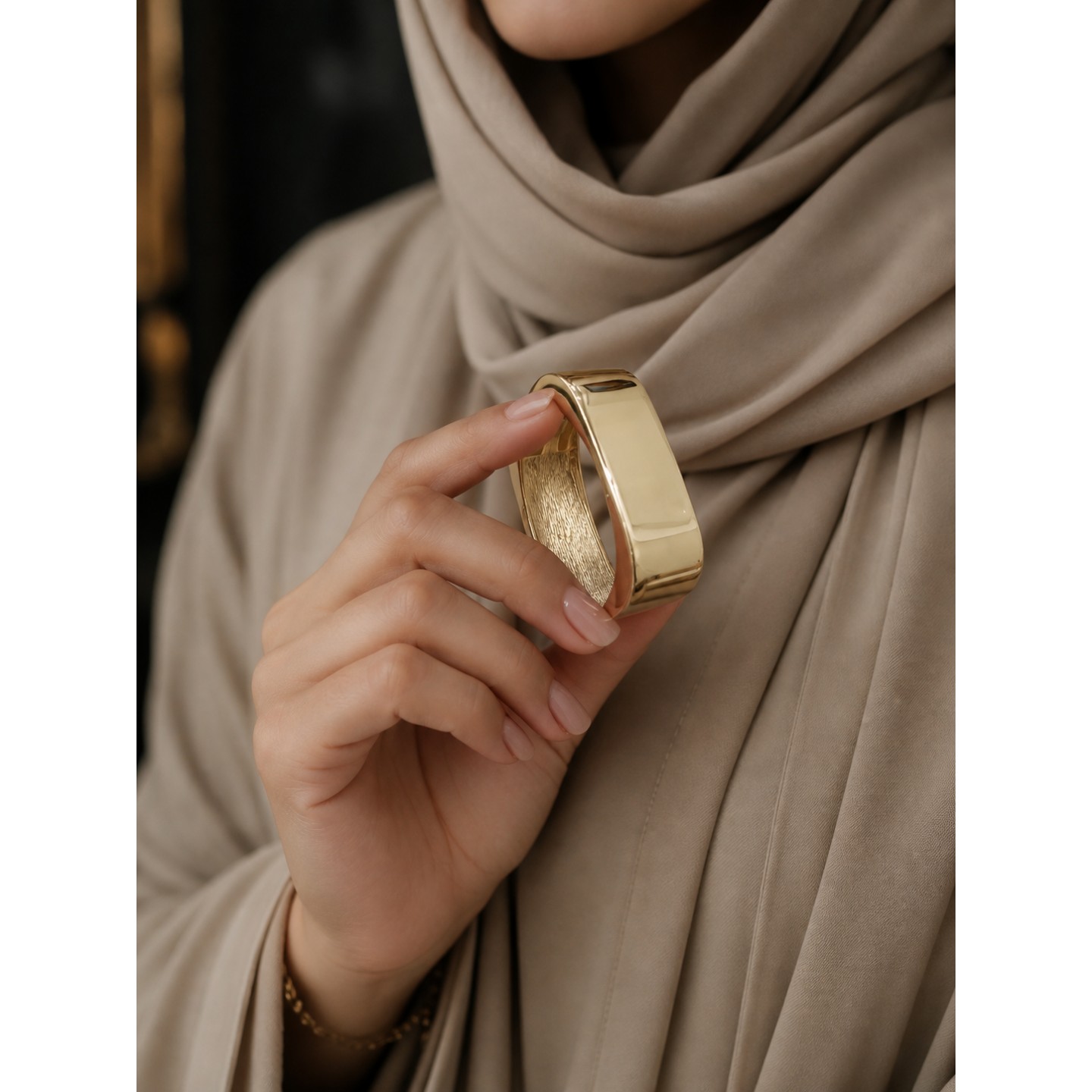 دستبند النگویی زنانه پهن مستطیلی 