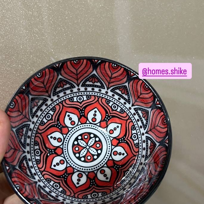 کاسه ماست خوری و تنقلات وارداتی 