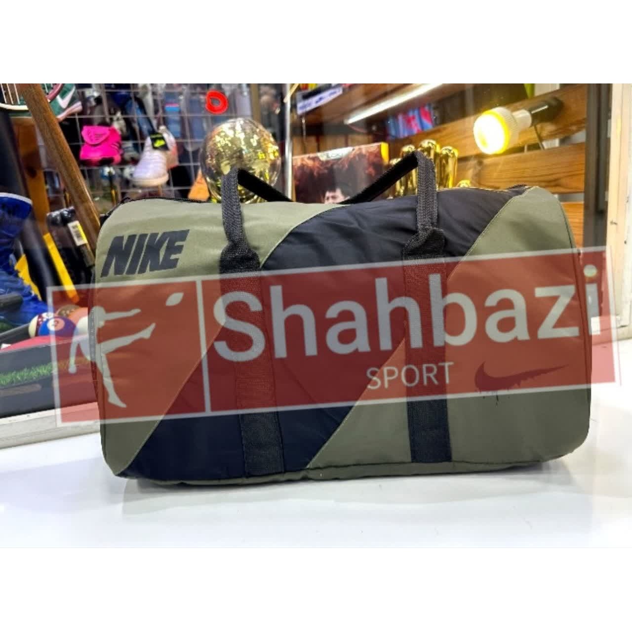 ساک ورزشی وسط رنگی نایک
