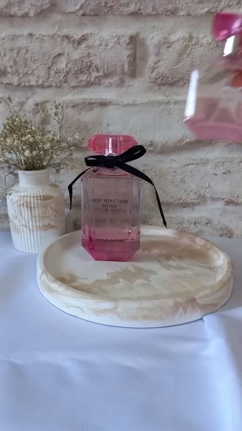 عطر ادکلن ویکتوریاسکرت بامشل صورتی 25میل امارات