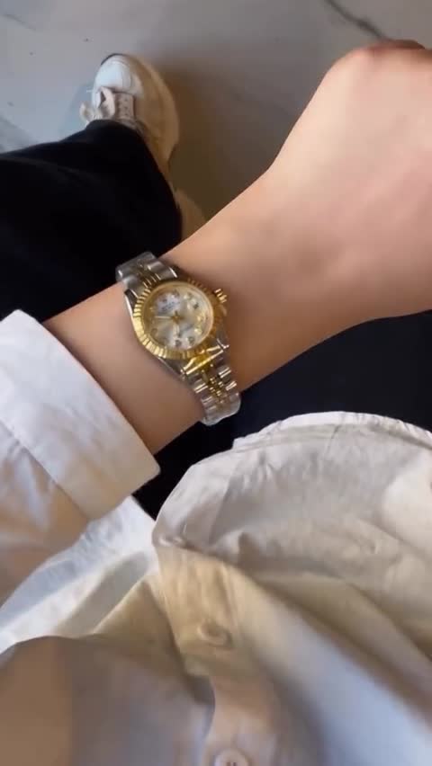 ساعت زنانه رولکس دو رنگ نقره ای طلایی