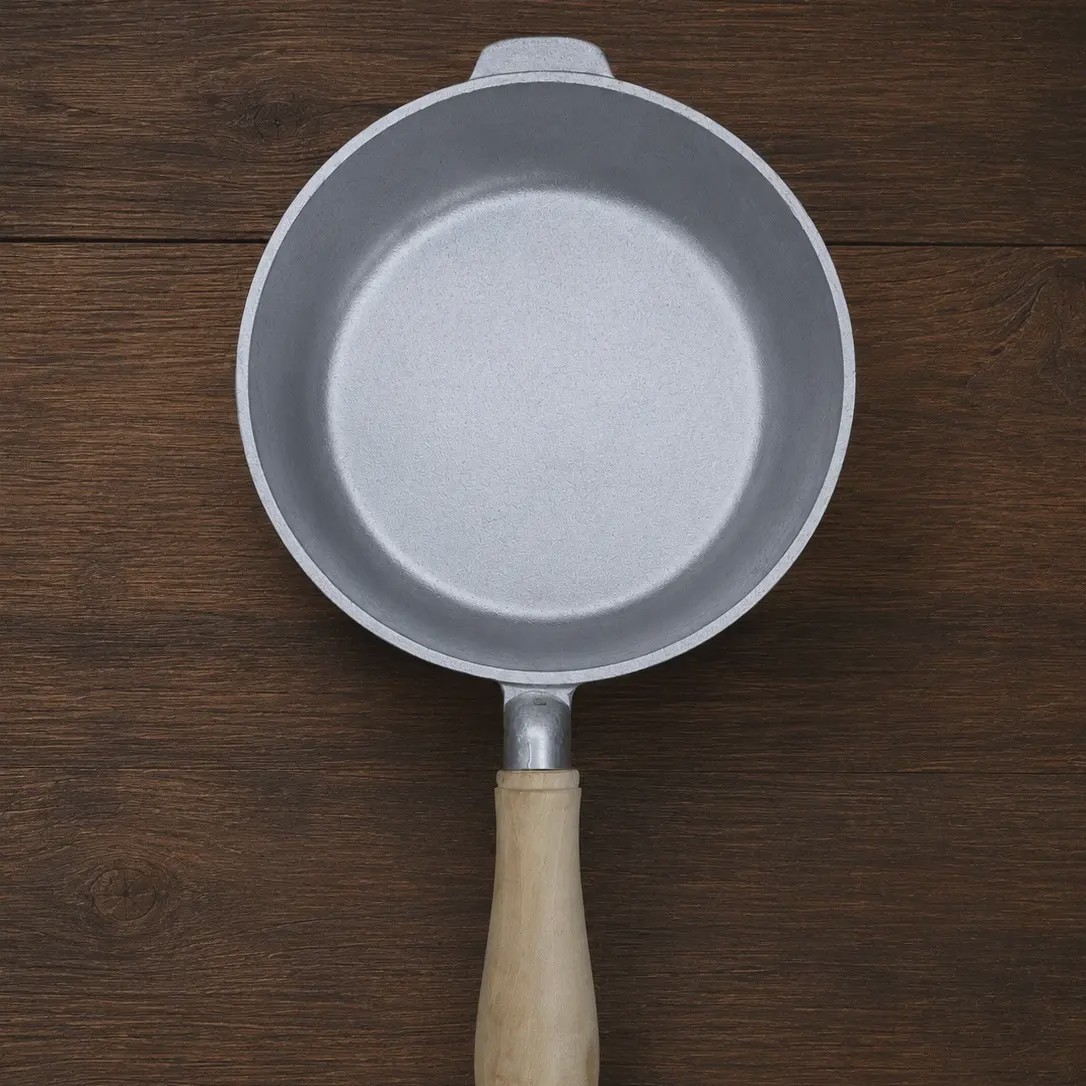 ماهیتابه چدن روسی سایزکوچک