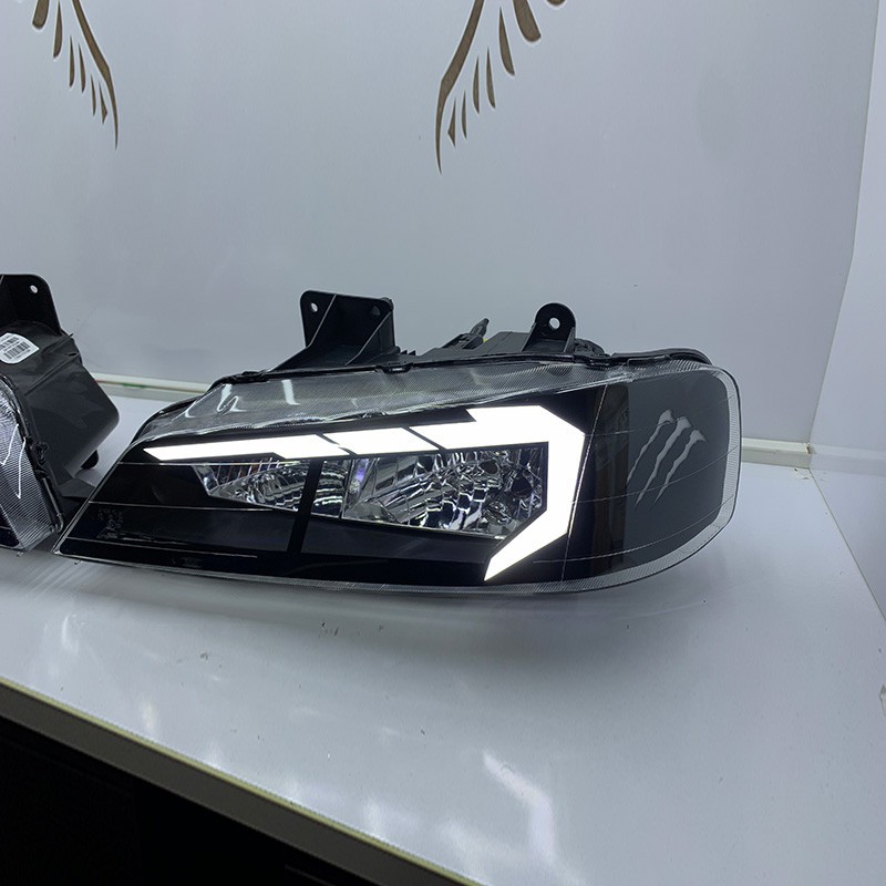 چراغ جلو خودرو گروه پژوهش صنعت مدرن مدل Titan مناسب برای پژو پارس بسته دو عددی