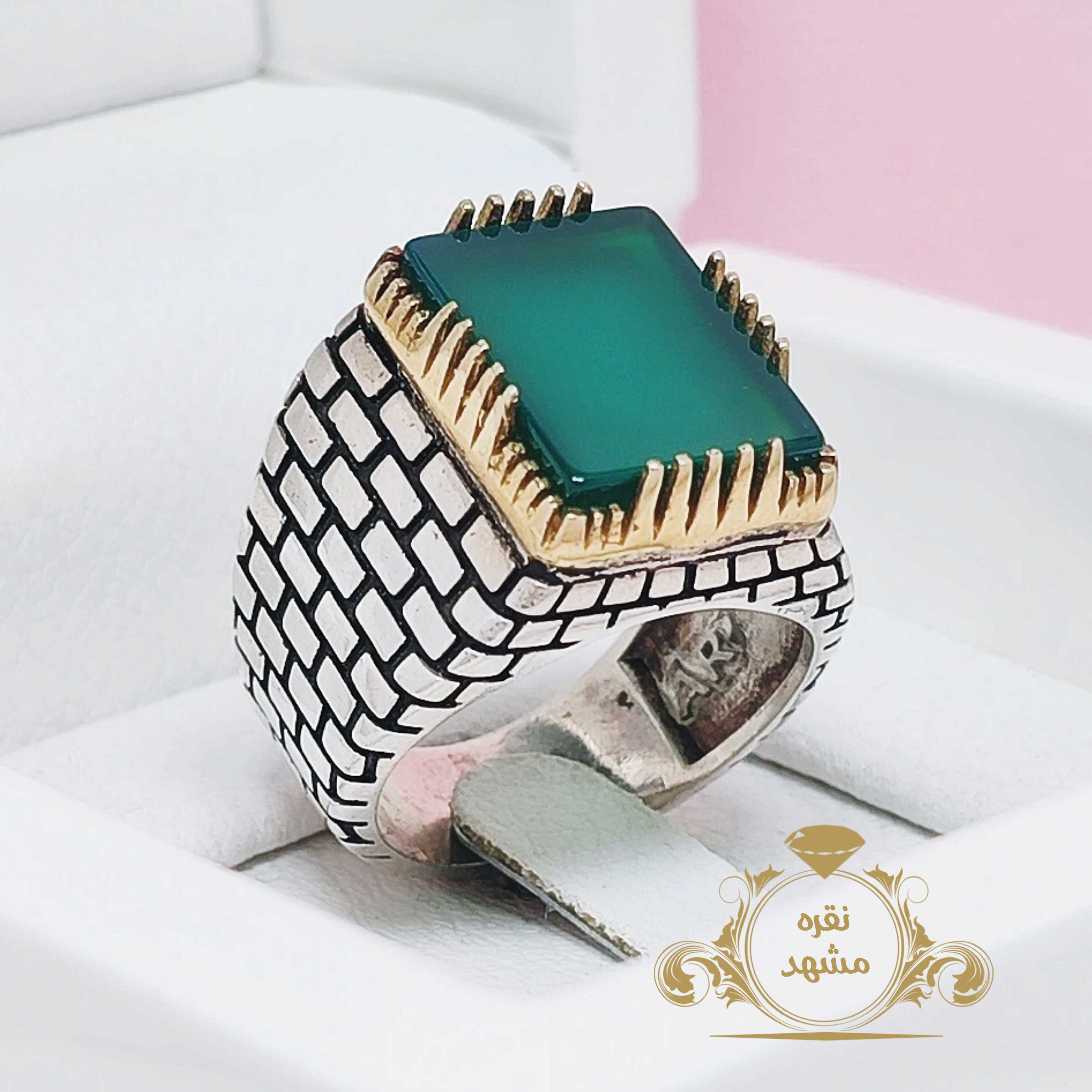 انگشتر مردانه عقیق سبز معدنی چهارگوش مدل آجری کد 14164884
