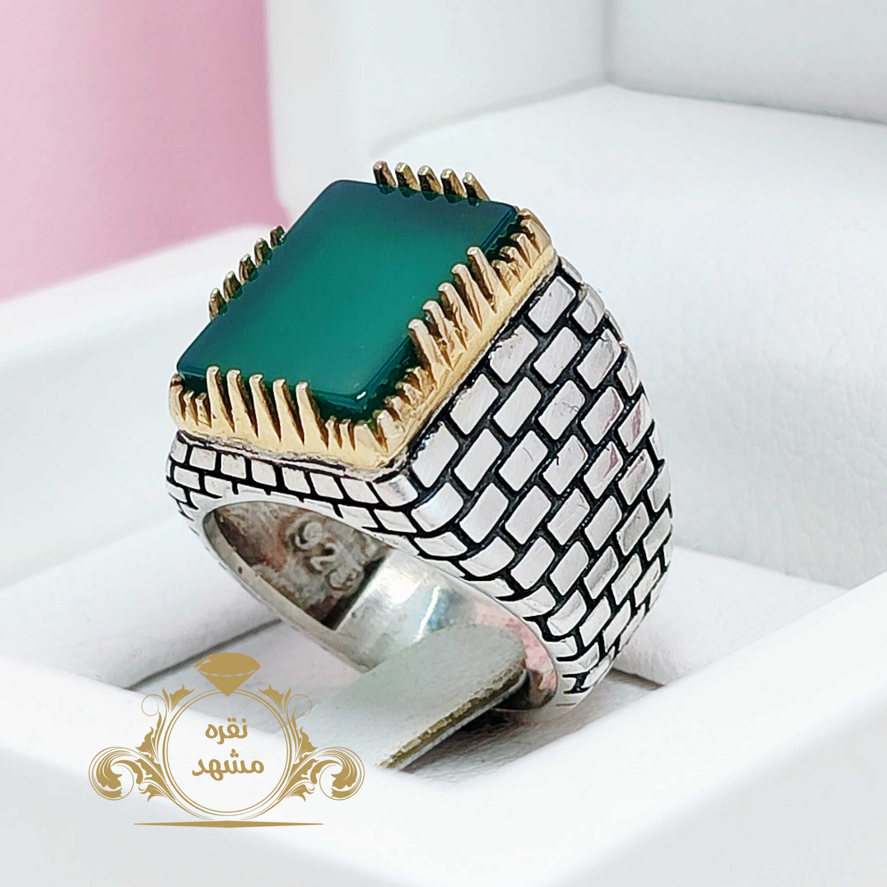 انگشتر مردانه عقیق سبز معدنی چهارگوش مدل آجری کد 14164884