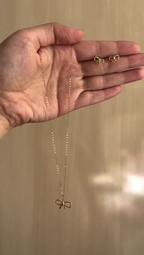 گوشواره طلا پاپیون میخی