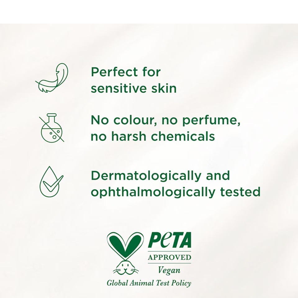 کرم دور چشم Simple مدل Soothing Eye Balm