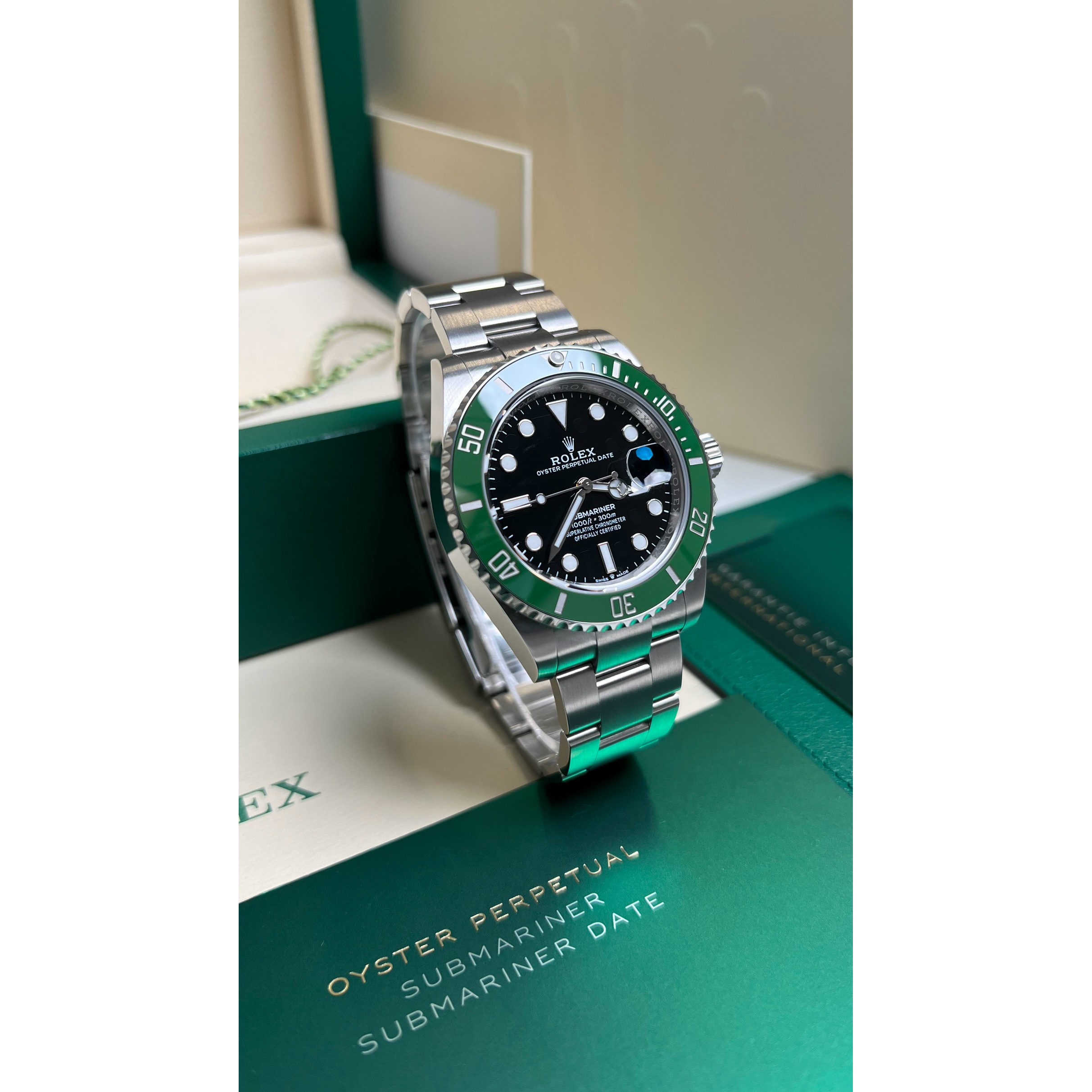 ساعت مچی رولکس ساب مارینر Rolex Submariner نقره ای-سبز صفحه مشکی