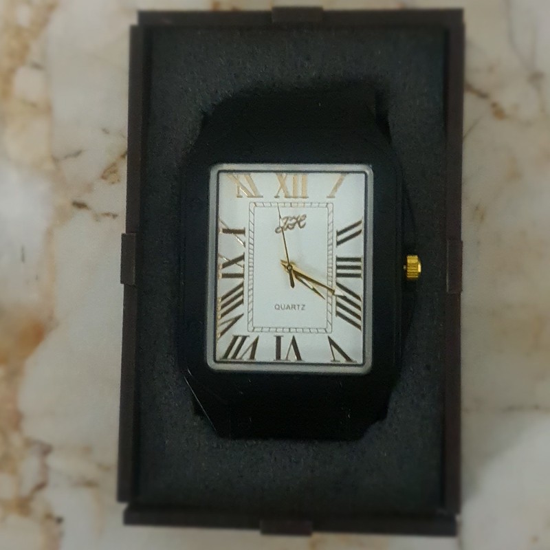 فندک مدل ساعت دار طرح کلاسیک کد DK-102 مدل 1