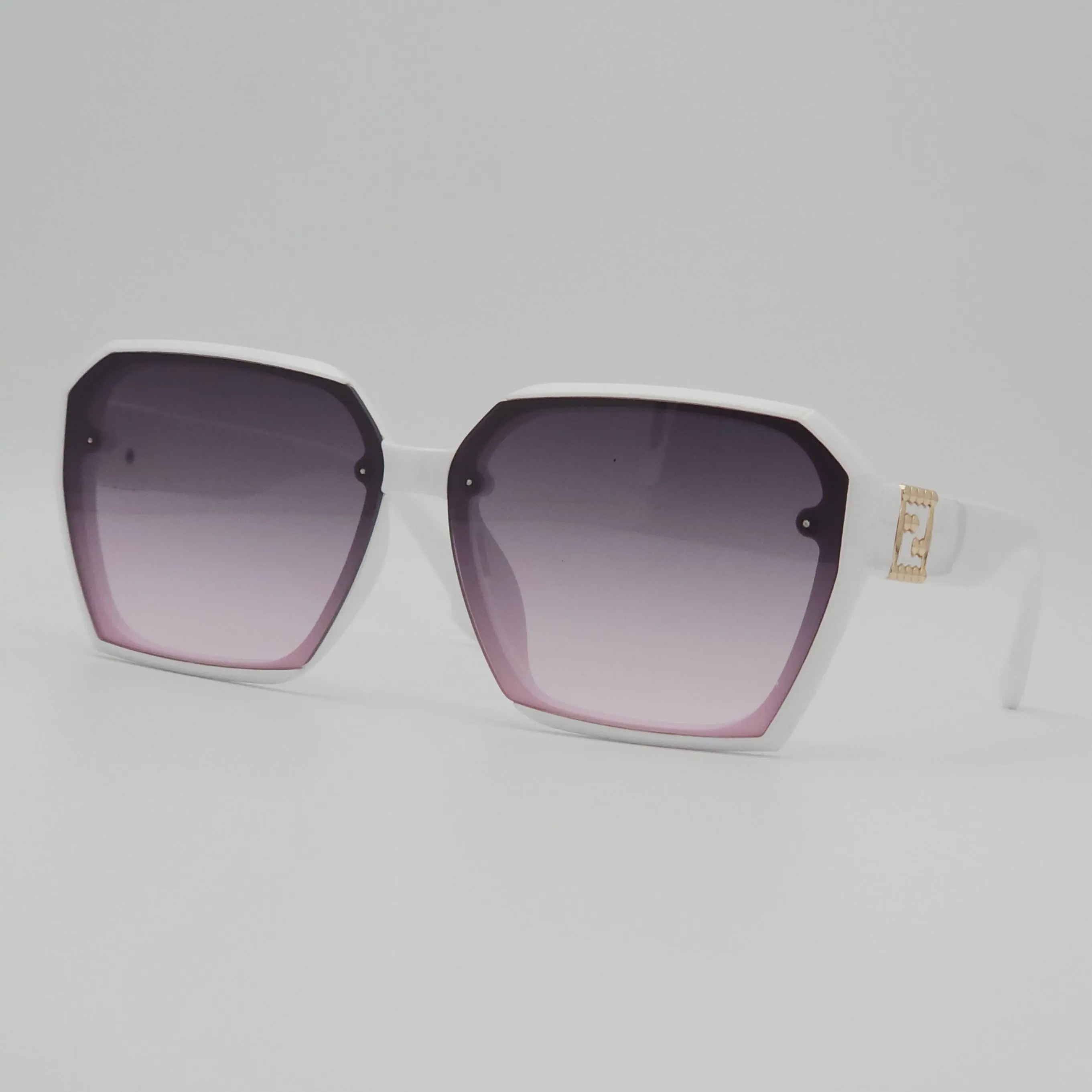 عینک آفتابی زنانه طرح لویی ویتون Louis Vuitton 5015 ضد اشعه UV400 کد 20597
