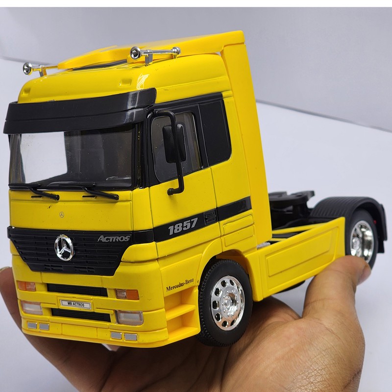 ماشین بازی ویلی مدل بنز طرح BENZ ACTROS