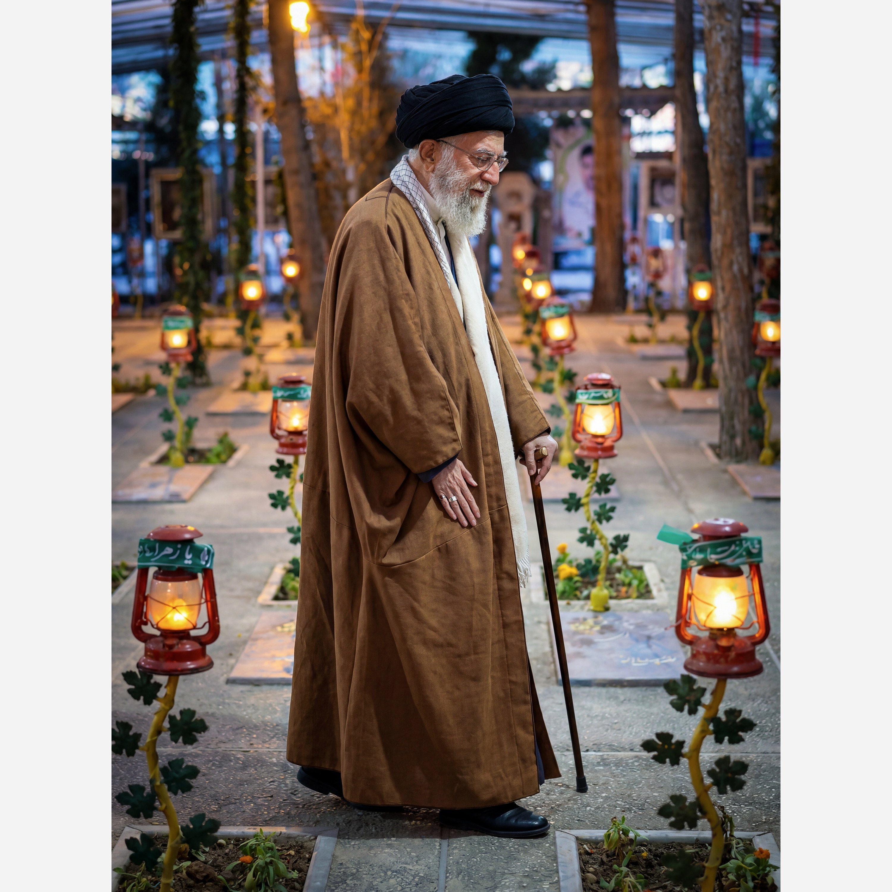 تابلو شاسی مدل شهید آیت الله خامنه ای کد 95