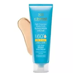 ضد آفتاب رنگی بژ روشن SPF60 مات کننده پوست چرب سینره انقضا 1405