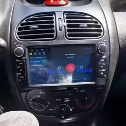 مانیتور اندروید پژو 206 اندروید مدل  طرح فابریکCARPLAY (( پس کرایه)) 