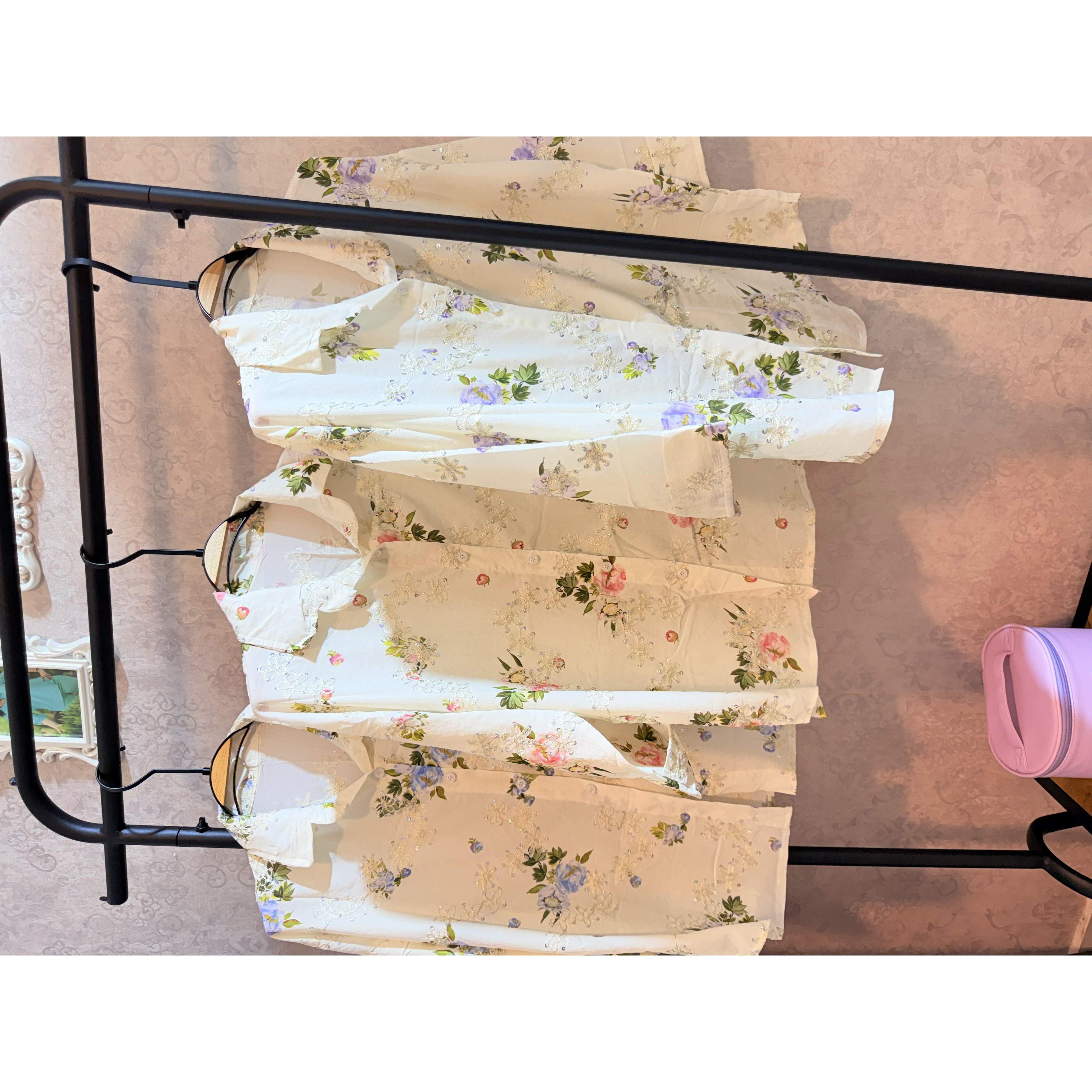 شومیز مانتویی خامه دوزی دکمه دار یقه خشتی آستین سه ربع