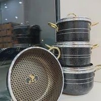 سرویس قابلمه 7 پارچه طرح چدن هلنا گرانیتی با داخل زنبوری و تابه 28 سانتی