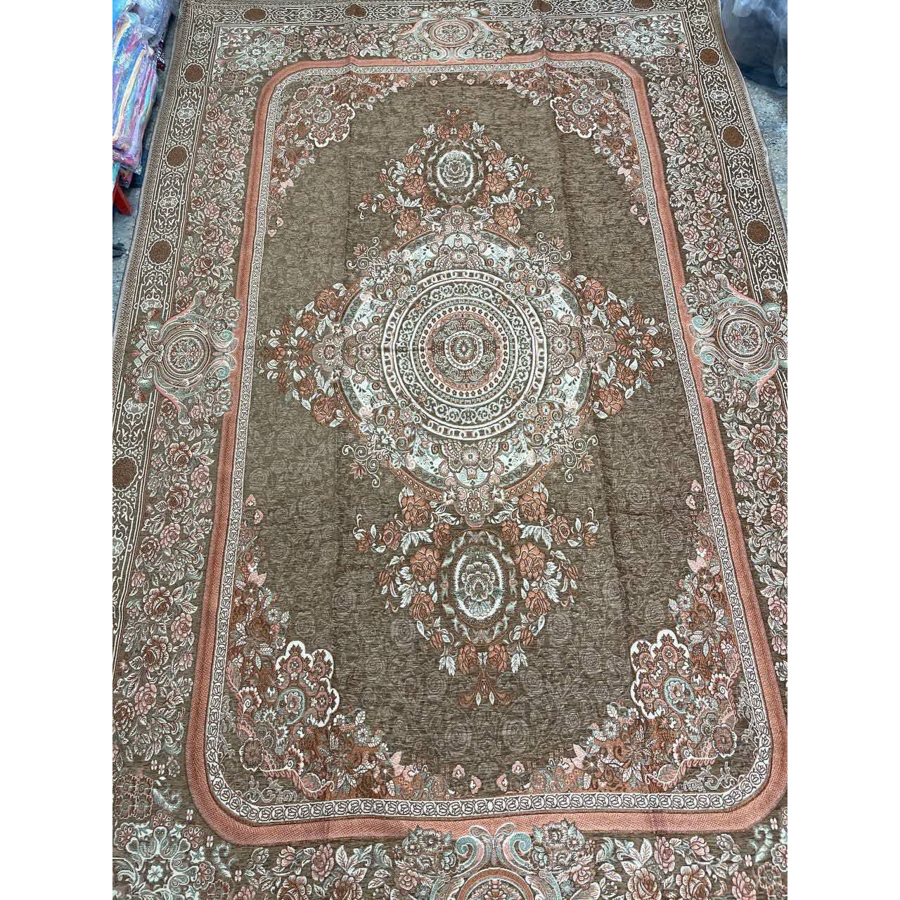 رو فرشی مخمل یلدای کویر یزد ابعاد 3 در 2 (6 متری) در کالای خواب آرامش
