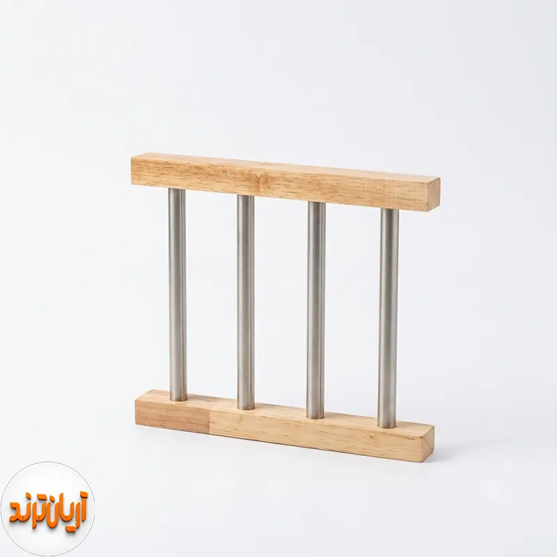 زیر دیگی فلزی چوبی