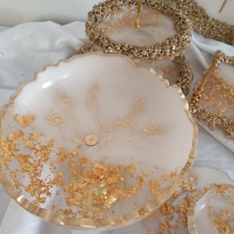 میوه خوری رزینی 