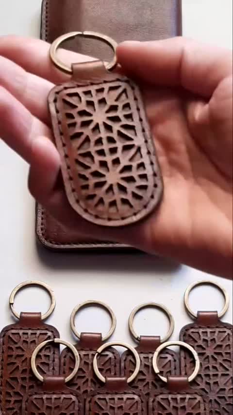 ست کیف پول کُتی مردانه و جاسوئیچی طرح اسلیمی ( چرم طبیعی )
