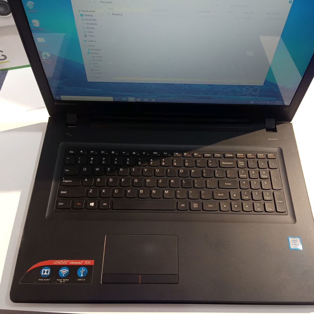 Lenovo IdeaPad 300 i3-6100U 4GB 256GB SSD INTEL HD 17-HD