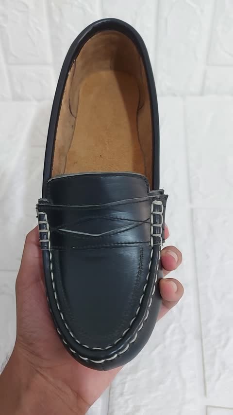 کفش زنانه دست دوز چرم طبیعی کفی طبی مشکی ساده