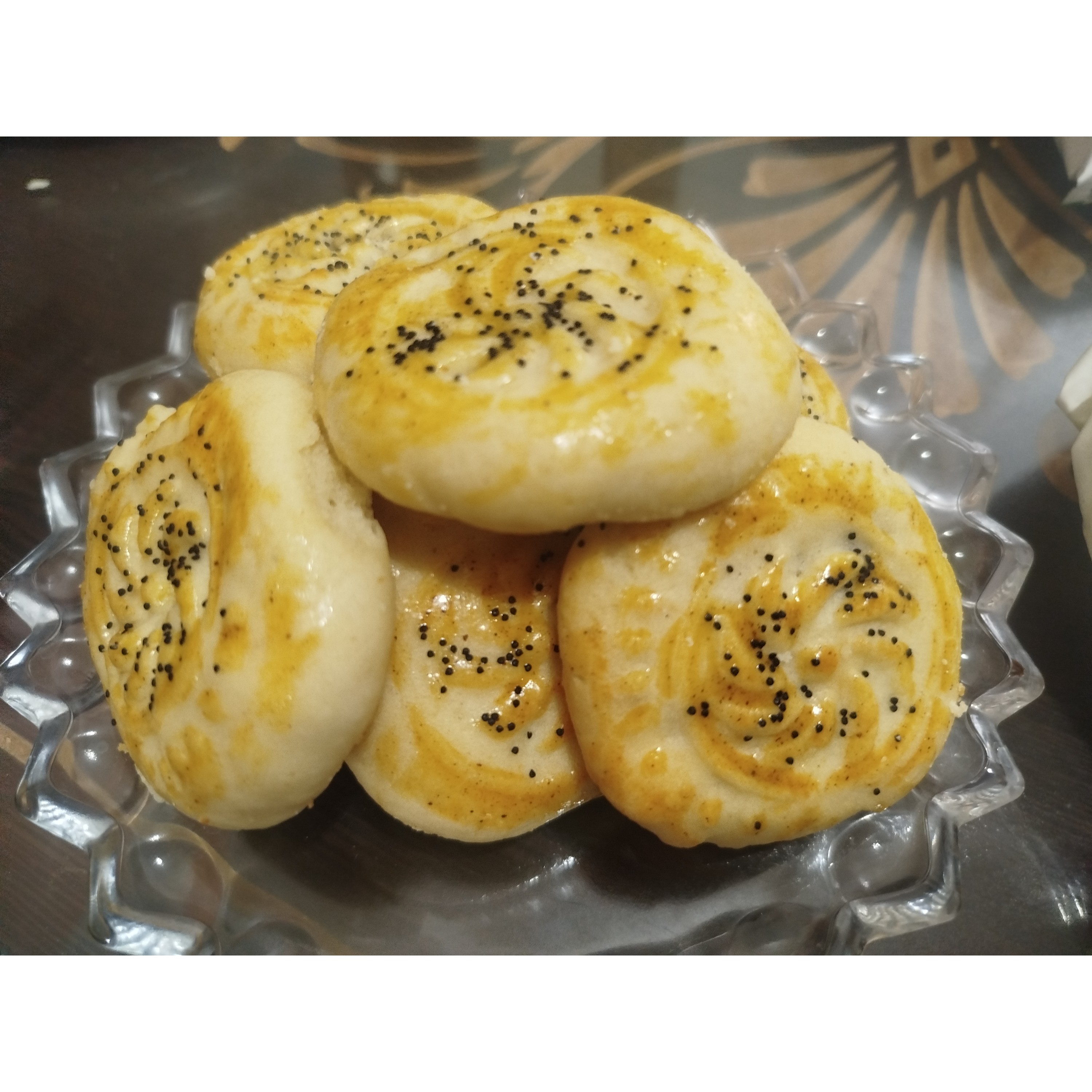 کلوچه نارگیلی (شکر قهوه ای و گردو)