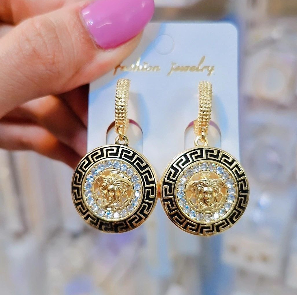 گوشواره ورساچه زیبا و باکیفیت
