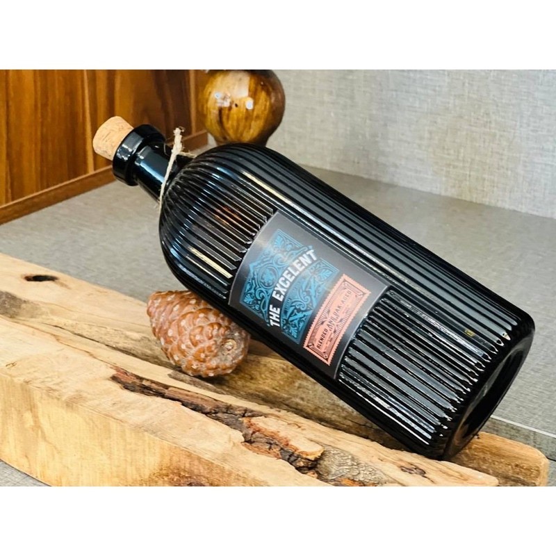 بطری مدل استوانه