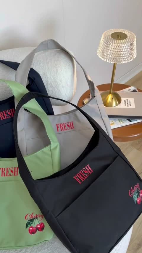 کیف دوشی زنانه Fresh