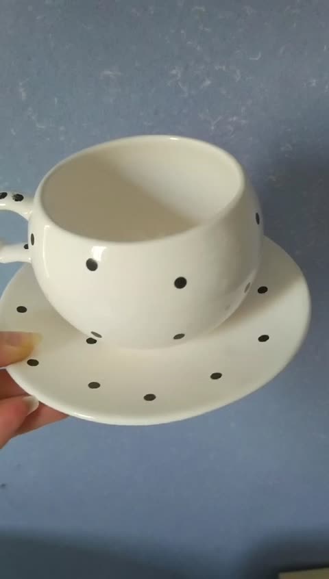 ست ماگ و زیر ماگی خالخالی سرامیکی 