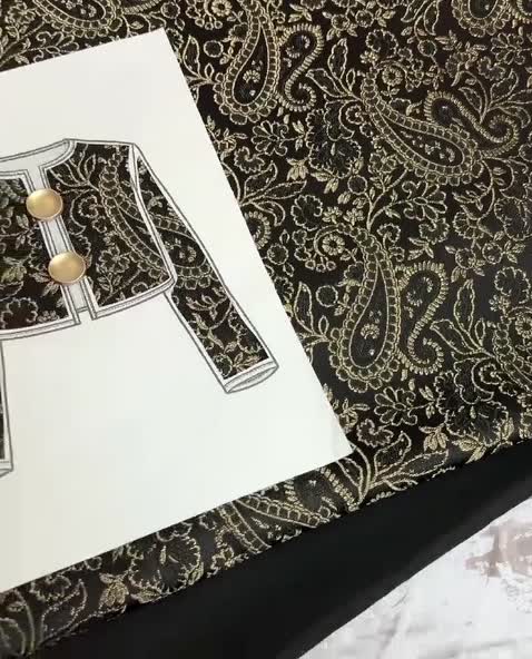 ژاکارد ابریشم سه بعدی در پنج رنگ زیبا ومزونی