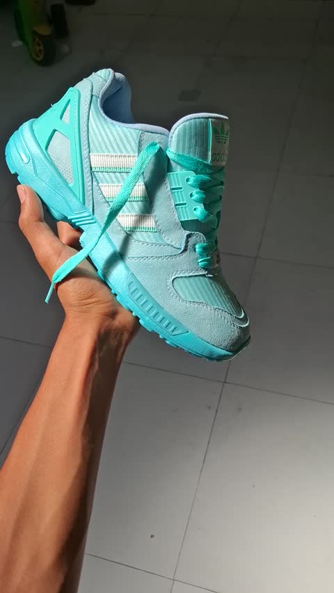 Zx ادیداس 