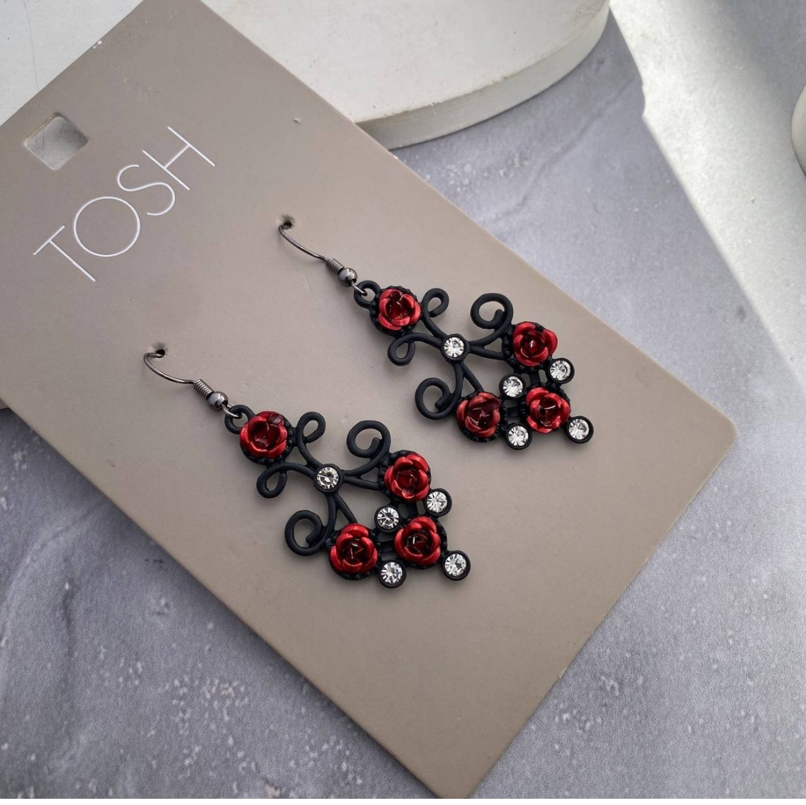 گوشواره گنگ گل رز نگین دار پینترستی استیل